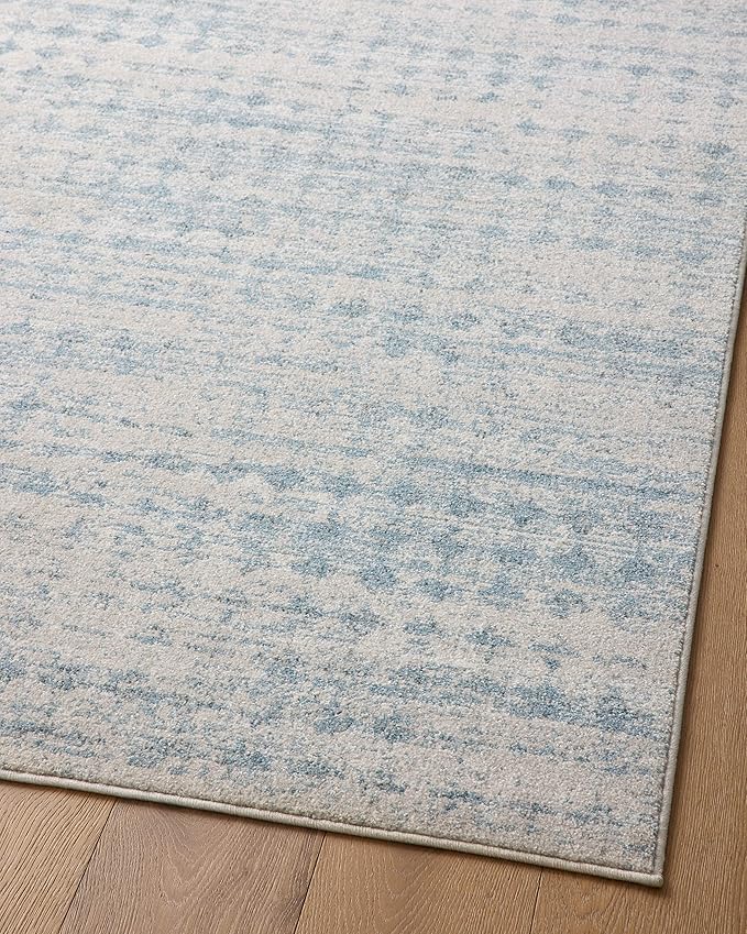 Loloi Kamala Collection KAM-04 Sky/Dove 6'-7" x 9'-6" Area Rug