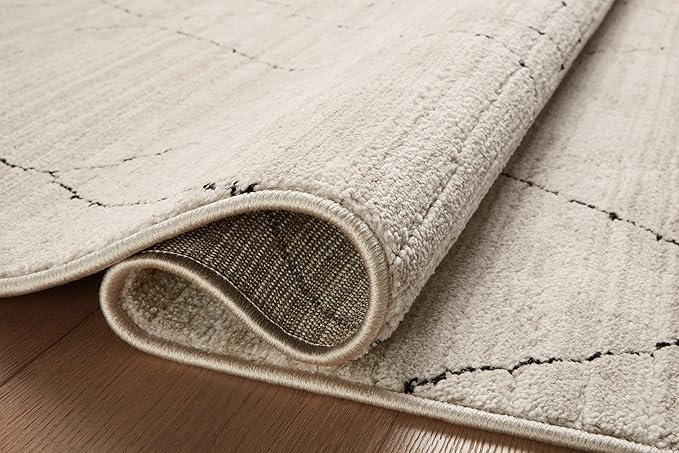 Loloi Darby Collection DAR-03 Sand/Charcoal 7'-10" x 10' Area Rug