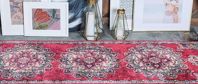 Unique Loom Medici Collection Floral Medallion Traditional Vintage Pink Runner Rug (2' 7 x 10' 0)