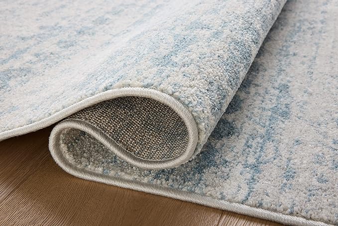 Loloi Kamala Collection KAM-04 Sky/Dove 4'-0" x 6'-0" Accent Rug