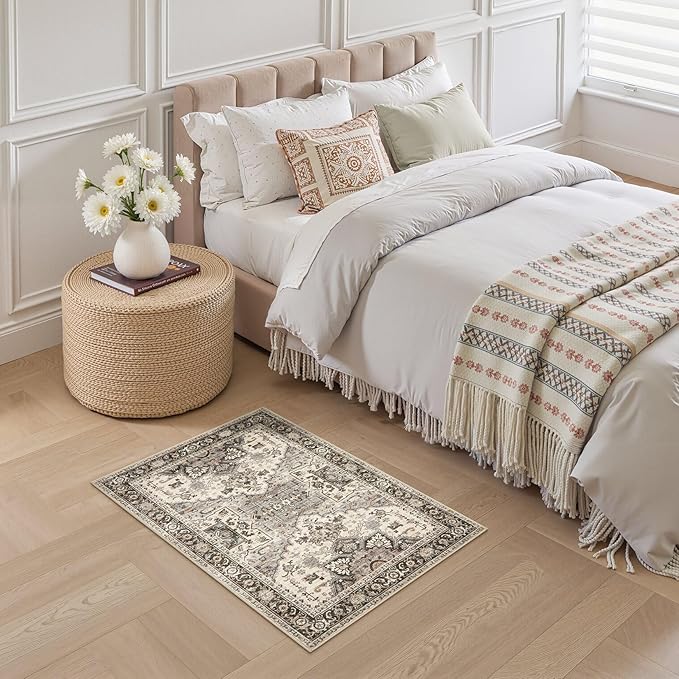 2x3 Washable Entryway Rug: Non-Slip Soft Small Indoor Area Rug for Bedroom Kitchen, Low Pile Stain-Resistant Durable Vintage Floral Carpet for Porch Laundry Kids Room Home Decor (Brown)