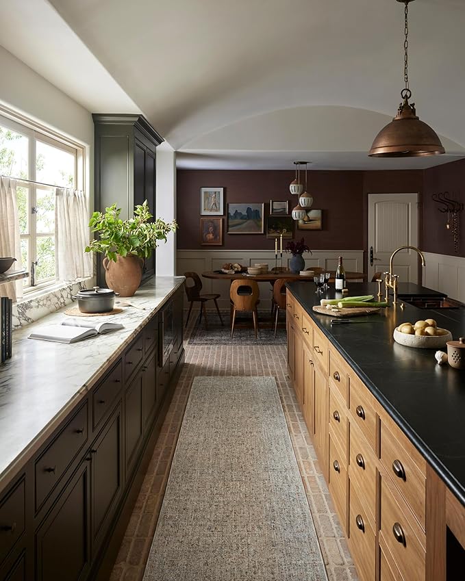 Loloi Amber Lewis Honora Collection HON-05 Bone/Multi 2'-7" x 8'-0" Runner Rug