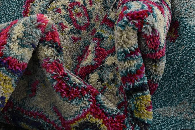 Unique Loom Medici Collection Floral Medallion Traditional Vintage Light Blue Area Rug (5' 0 x 8' 0)