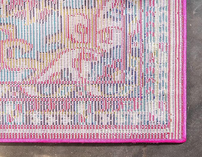 Unique Loom Medici Collection Floral Medallion Traditional Vintage Pink Area Rug (3' 3 x 5' 3)