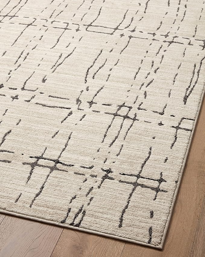 Loloi Darby Collection DAR-06 Sand/Dk. Grey 7'-10" x 10' Area Rug