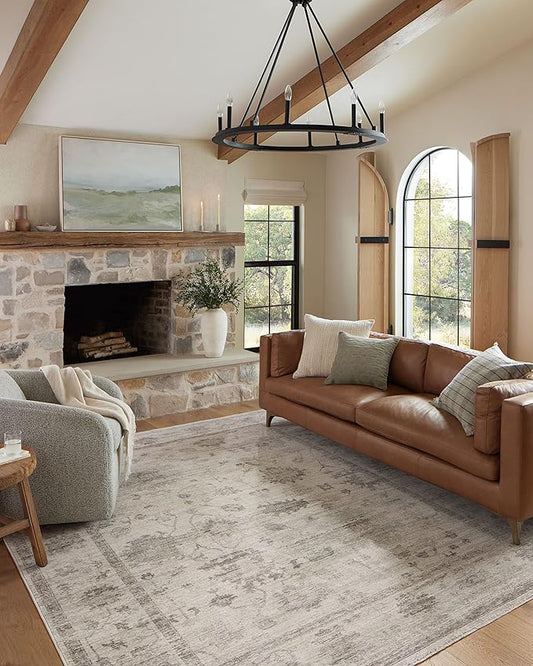 Loloi Magnolia Home by Joanna Gaines Millie Collection MIE-01 Silver/Dove 5'-3" x 5'-3", .25" Pile Height, Round Area Rug