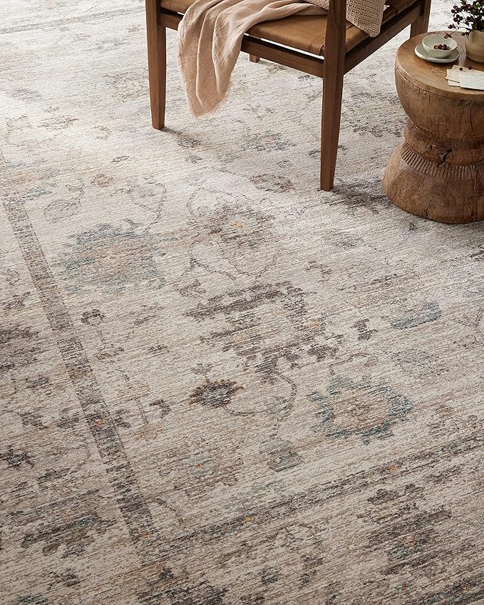 Loloi Magnolia Home by Joanna Gaines Millie Collection MIE-01 Silver/Dove 5'-3" x 5'-3", .25" Pile Height, Round Area Rug