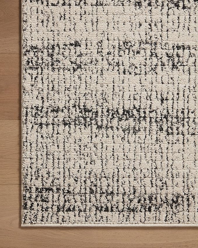 Loloi Darby Collection DAR-02 Oatmeal/Charcoal 5'-3" x 7'-6" Area Rug