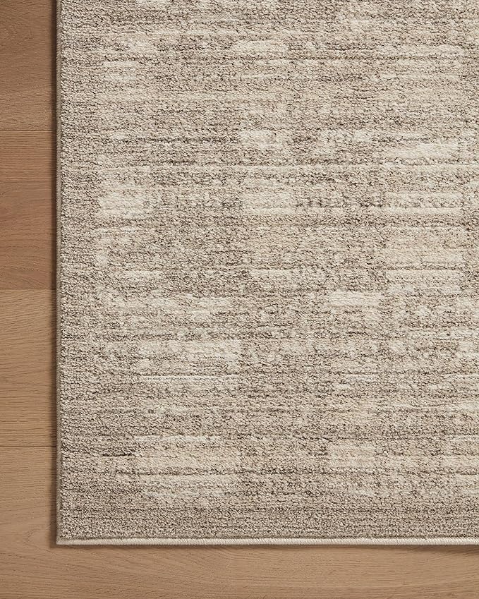 Loloi Darby Collection DAR-07 Pebble/Sand 2'-7" x 8'-0" Runner Rug