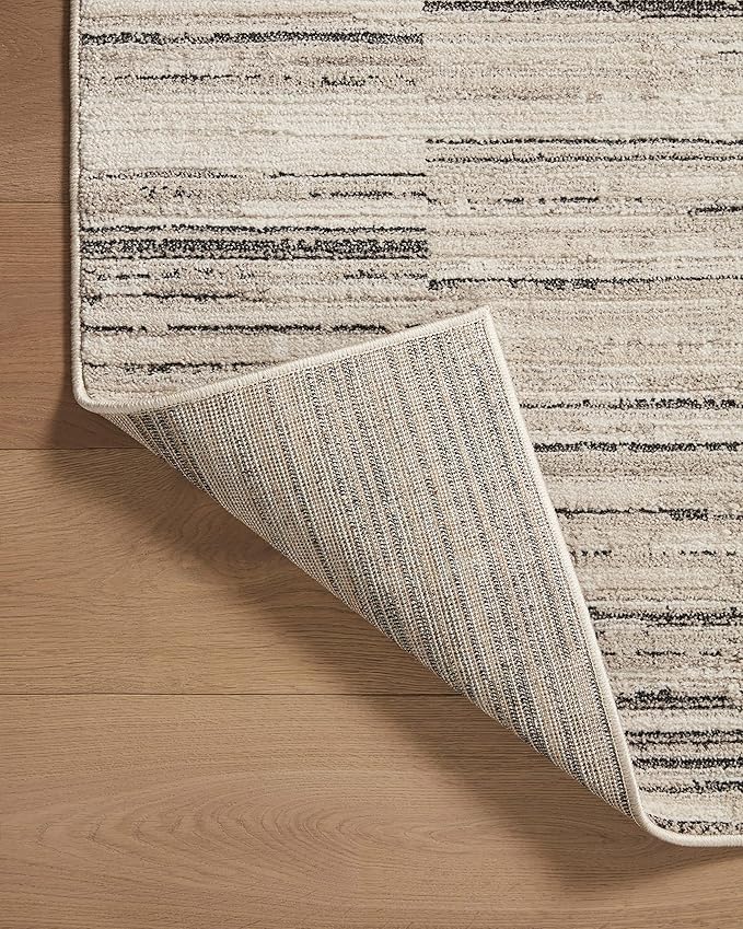 Loloi Darby Collection DAR-01 Charcoal/Sand 5'-3" x 7'-6" Area Rug